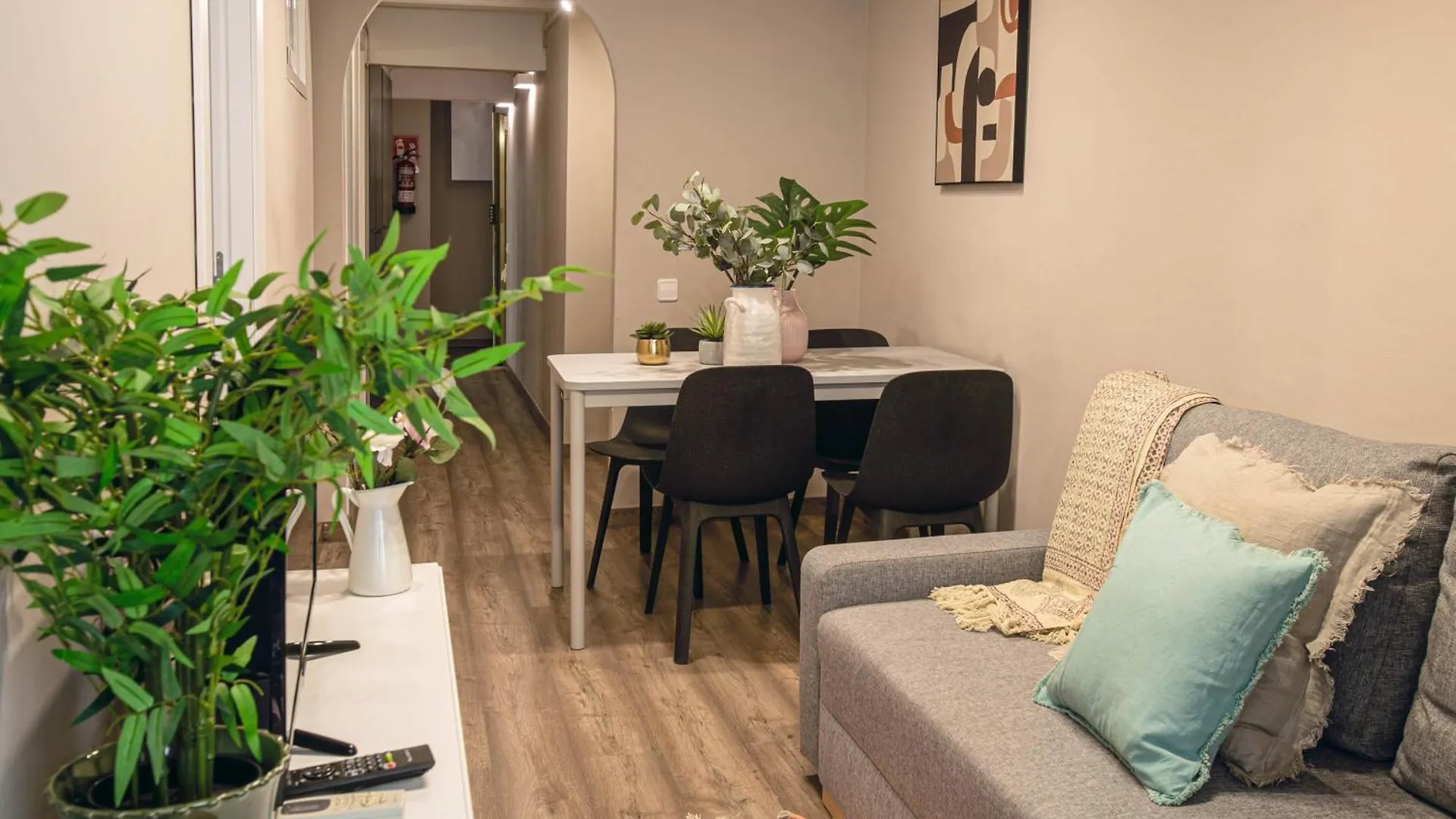 Suite Place Barcelona Diputacio 0*,  Spain