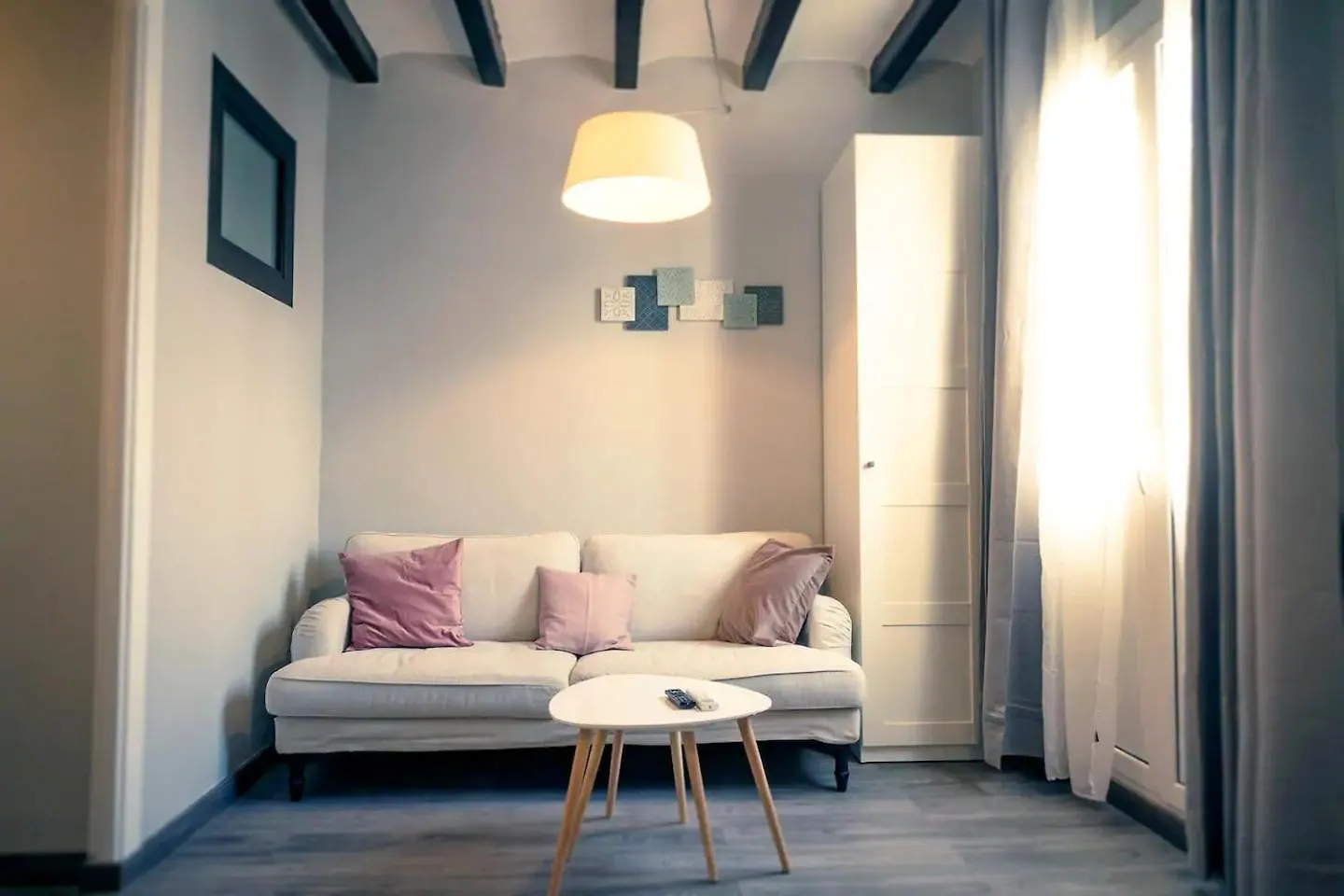 Suite Place Barcelona Diputacio