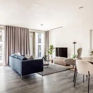 urban-rest-stratford-apartments.cambridgehotelsuk.com/