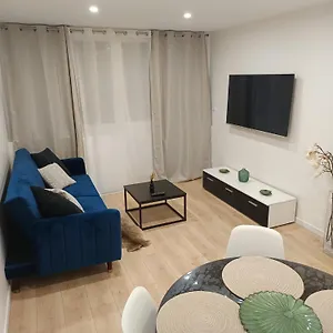 https://superbe-appartement-au-dernier-etage.hotels-rhonealpes.com
