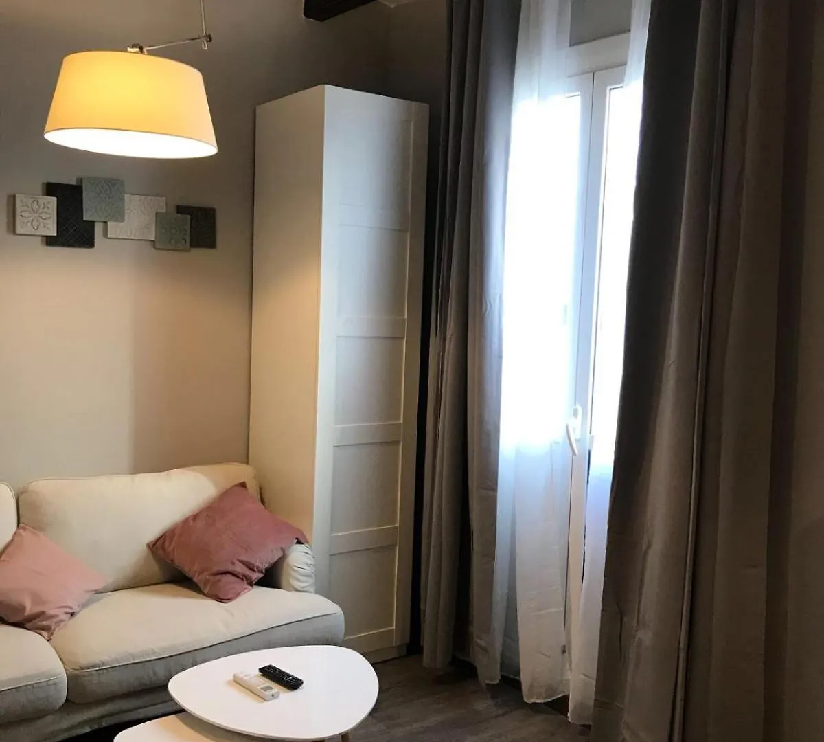 Suite Place Barcelona Diputacio 0*,  Spanien